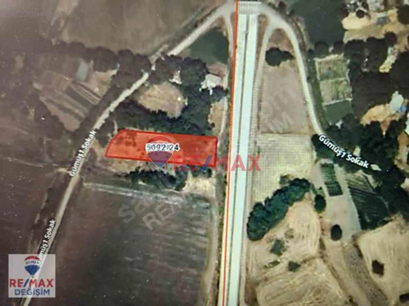 REMAX DEĞİŞİMDEN GÜMÜŞKAVAK TA1.893.M2 İMARLI ACİL SATILIK ARSA