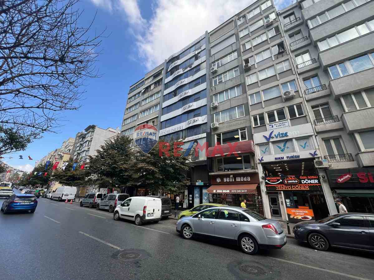 HALASKARGAZİ CADDESİ ÜZERİNDE KOMPLE KİRALIK BİNA PLAZA