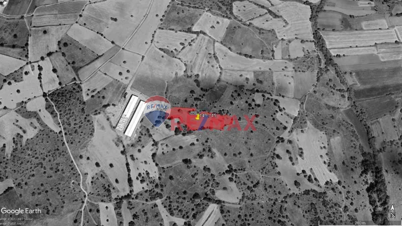 BALIKESİR SINDIRGI KOCABEY’DE - 6,8 DÖNÜM MÜSTAKİL TAPULU- TARLA - KÖYE VE ANA YOLA SADECE 1 KM