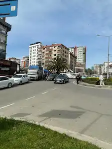 ATALAR ÇANAKKALE CAD. ÜSTÜNDE HARİKA KONUMDA SATILIK 2+1 DAİRE