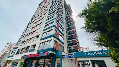 ERENKÖY MINIBÜS CADDESI ÜZERINDE KONFOR VE PRESTIJI BIR ARADA SUNAN MIMARI DEKORASYONLU DAIRE