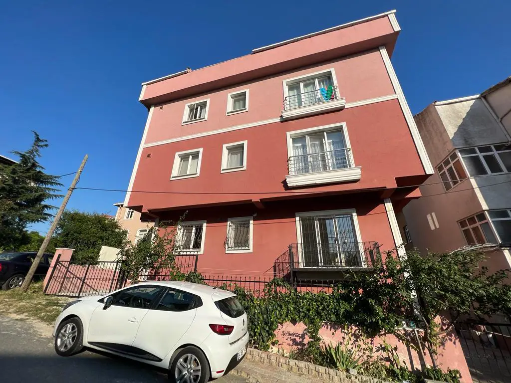 BÜYÜKÇEKMECE BAHÇELIEVLER 2+1 SATILIK DAIRE
