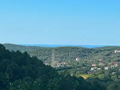 BEYKOZ İNCİRKÖY’DE 617 M² VİLLA İMARLI ARSA | 0.75 EMSAL, 2 KAT, KARADENİZ MANZARALI