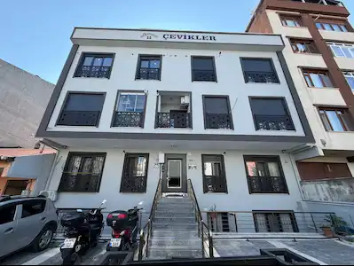 ATAŞEHİR ESATPAŞADA MUHTEŞEM KONUMDA SIFIR 3+1 SATILIK DAİRE