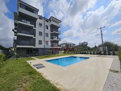 MANAVGAT KIZILOT'TA SATILIK HAVUZLU DENİZE YAKIN DAİRE