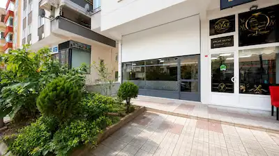 ATAKUM CUMHURİYET MAH. TÜRKIŞ'DE AVM YE 300 METRE YAKININDA SATILIK DÜKKAN