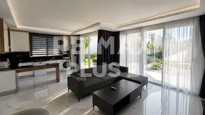 FOUR SEASONS 2. ETAP’TA BÜYÜK BAHÇELİ, FULL EŞYALI 2+1 | AİDAT DAHİL !!!