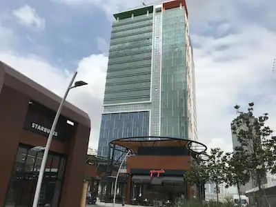 ATAŞEHİR AĞAOĞLU MY NEWWORK 109 M2 ŞIK DEKORASYONLU KİRALIK 1+0 OFIS