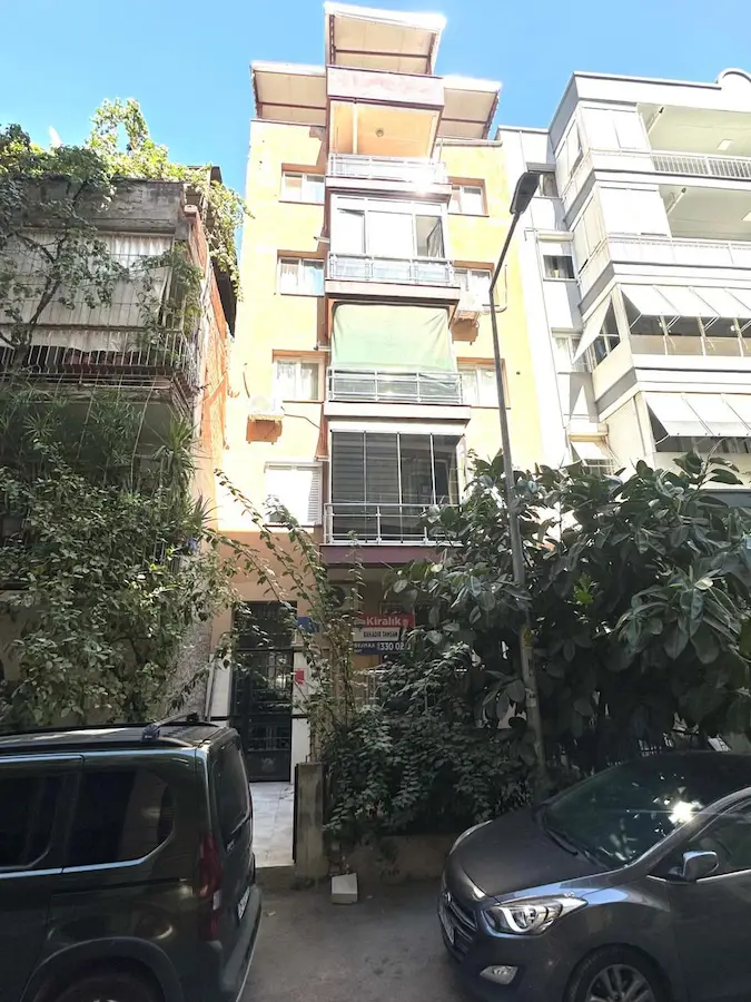 84 ŞEMIKLER MERKEZ'DE KIRALIK 1+1 DAIRE