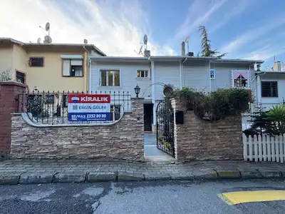 BAHÇE KULLANIMLI MODERN TRIPLEKS VILLA AKATLARDA PRESTIJLI OFIS
