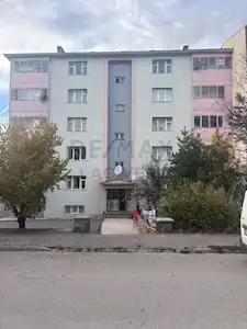 RE/MAX LACİVERT'TEN YENİŞEHİR'DE KİRALIK 3+1 DAİRE