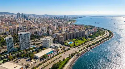 KARTAL'DA PRESTİJLİ BUTİK AVM'DE DENİZ MANZARALI, YÜKSEK KİRA POTANSİYELLİ DÜKKÂN