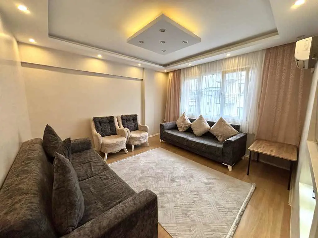 EZGİ EMEK’TEN SATILIK MERKEZİ LOKASYONDA GENİŞ VE FERAH 2+1 DAİRE