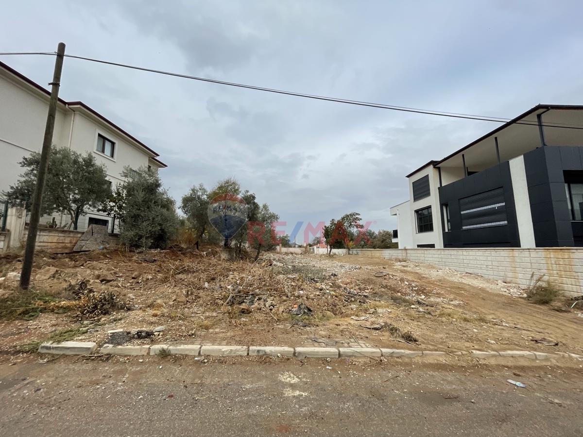 REMAX MODEL' DENIZLI'DEN SERVERGAZI'DE KONUT İMARLI ARSA