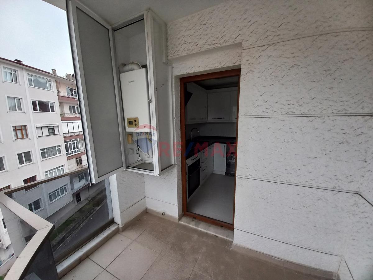 REMAX FREKANS'TAN SARIKUMDA OTOPARK VE ASANSÖRLÜ 2+1 0 DAİRELER