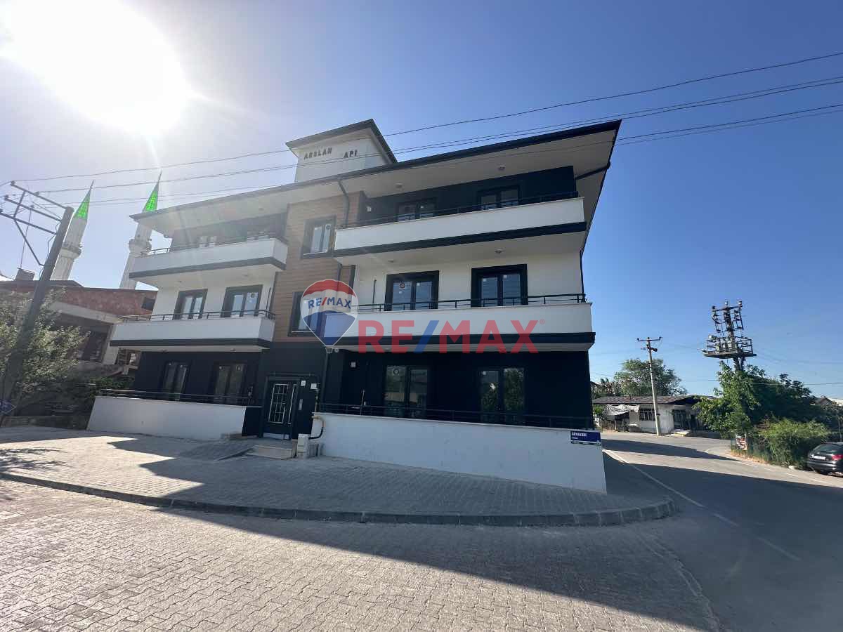 KARTEPE F.S.M MALLESİNDE SATILIK 2+1 ARA KAT DAİRE