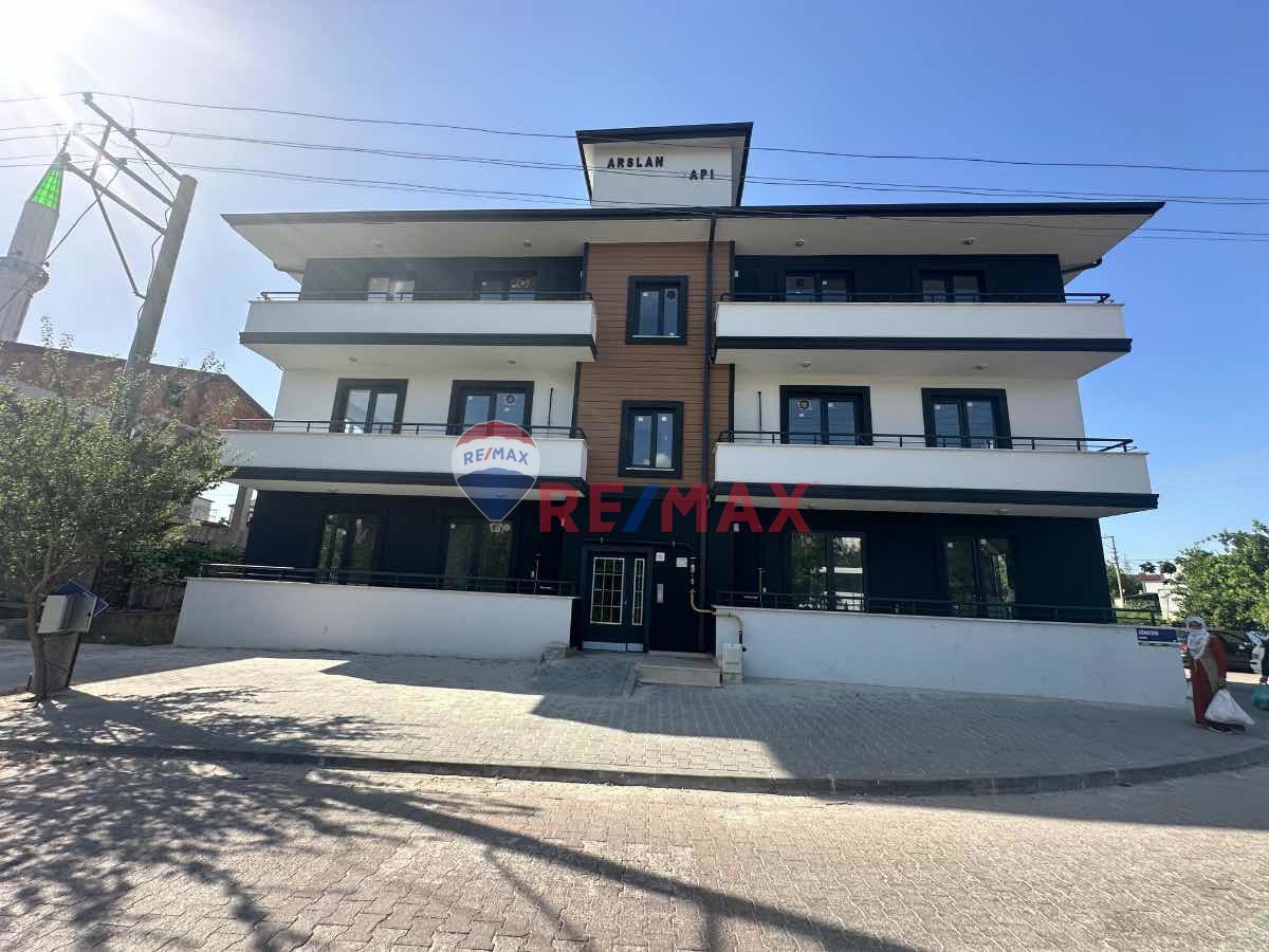 KARTEPE F.S.M MALLESİNDE SATILIK 2+1 ARA KAT DAİRE