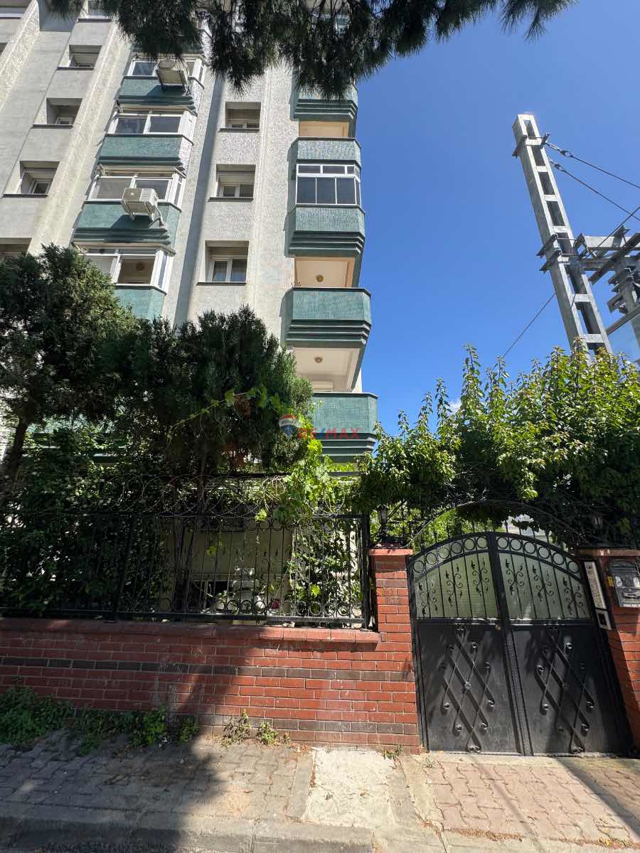 MALTEPE BAĞLARBAŞI FERAH GENİŞ TAŞINMAYA HAZIR 3+1 KİRALIK DAİRE