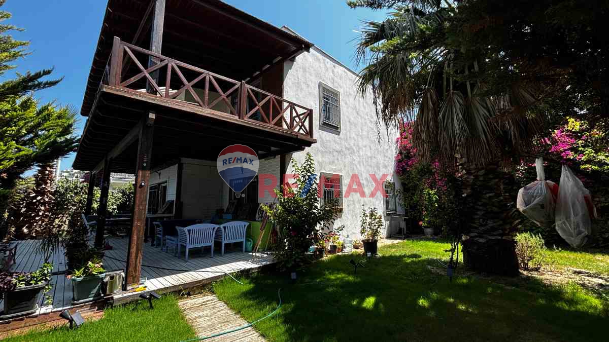 GÜMÜŞLÜK DENİZ MANZARALI TAM MÜSTAKİL VİLLA