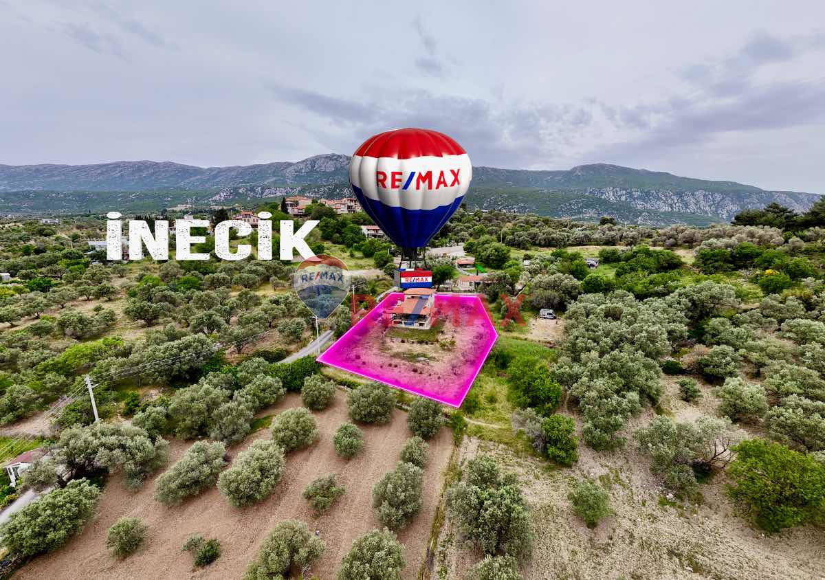 İNECİK KÖYÜ'NDE 1930 M² ARAZİDE, DENİZ MANZARALI MÜSTAKİL EV