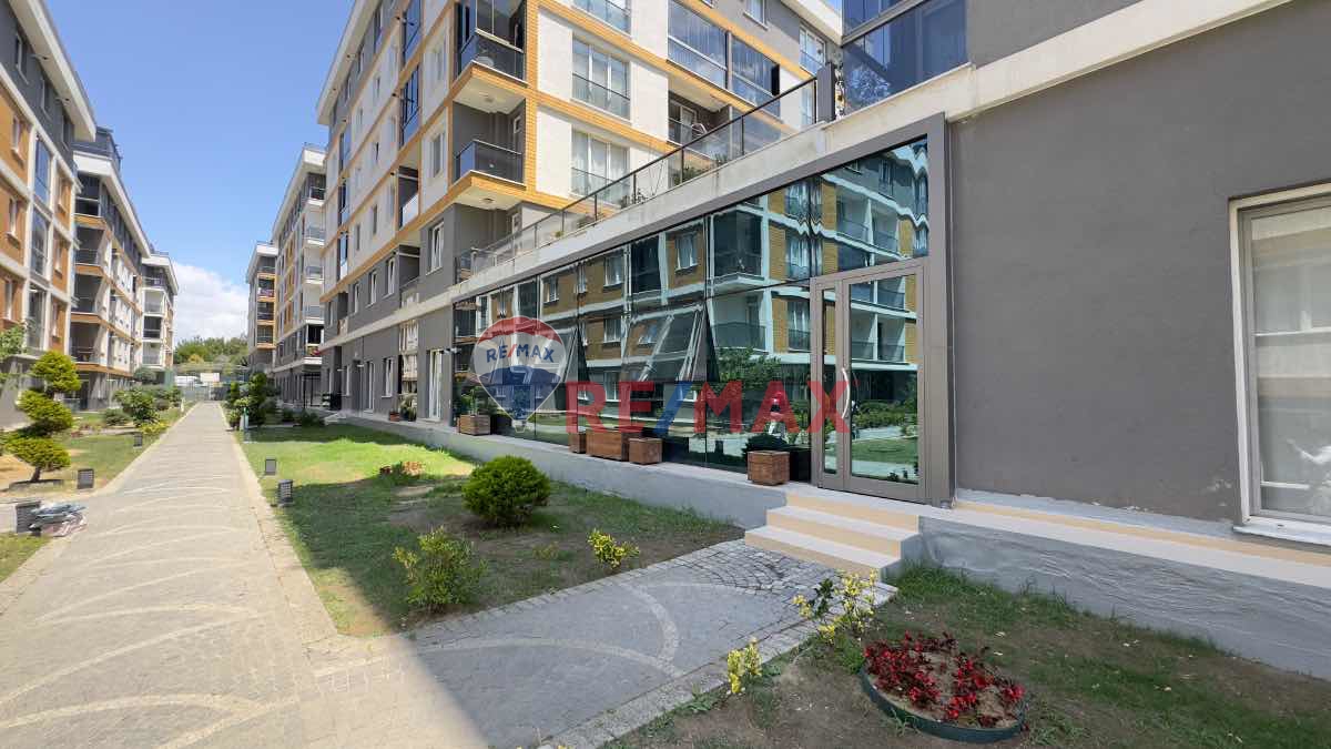 BUTIK SITE IÇERISINDE SATILIK 3+1  DAIRE