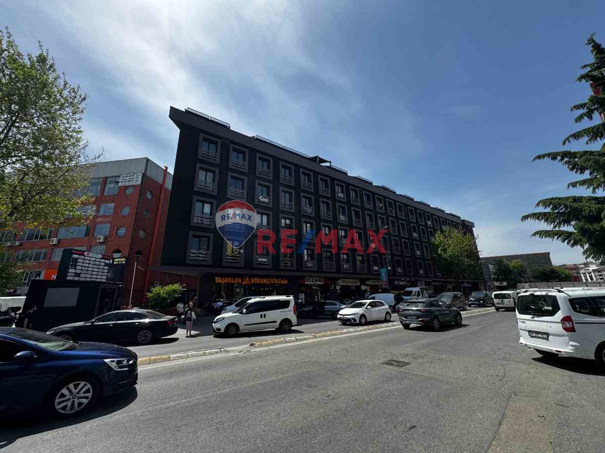 TAŞDELEN MERKEZ'DE PRESTİJLİ İŞ MERKEZİNDE 80 M² YATIRIMLIK OFİS