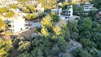 SATILIK DENİZ MANZARALI ARSA – 244 M²