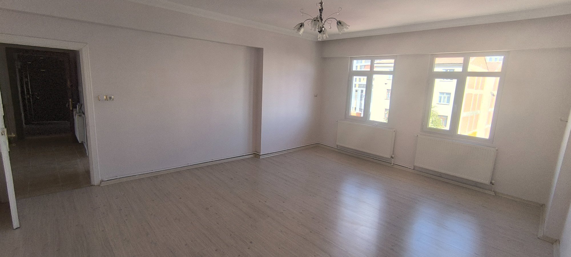 REMAX DOĞU'DAN OLGUNLAR MAHALLESİNDE 3+1 TEMİZ KİRALIK DAİRE