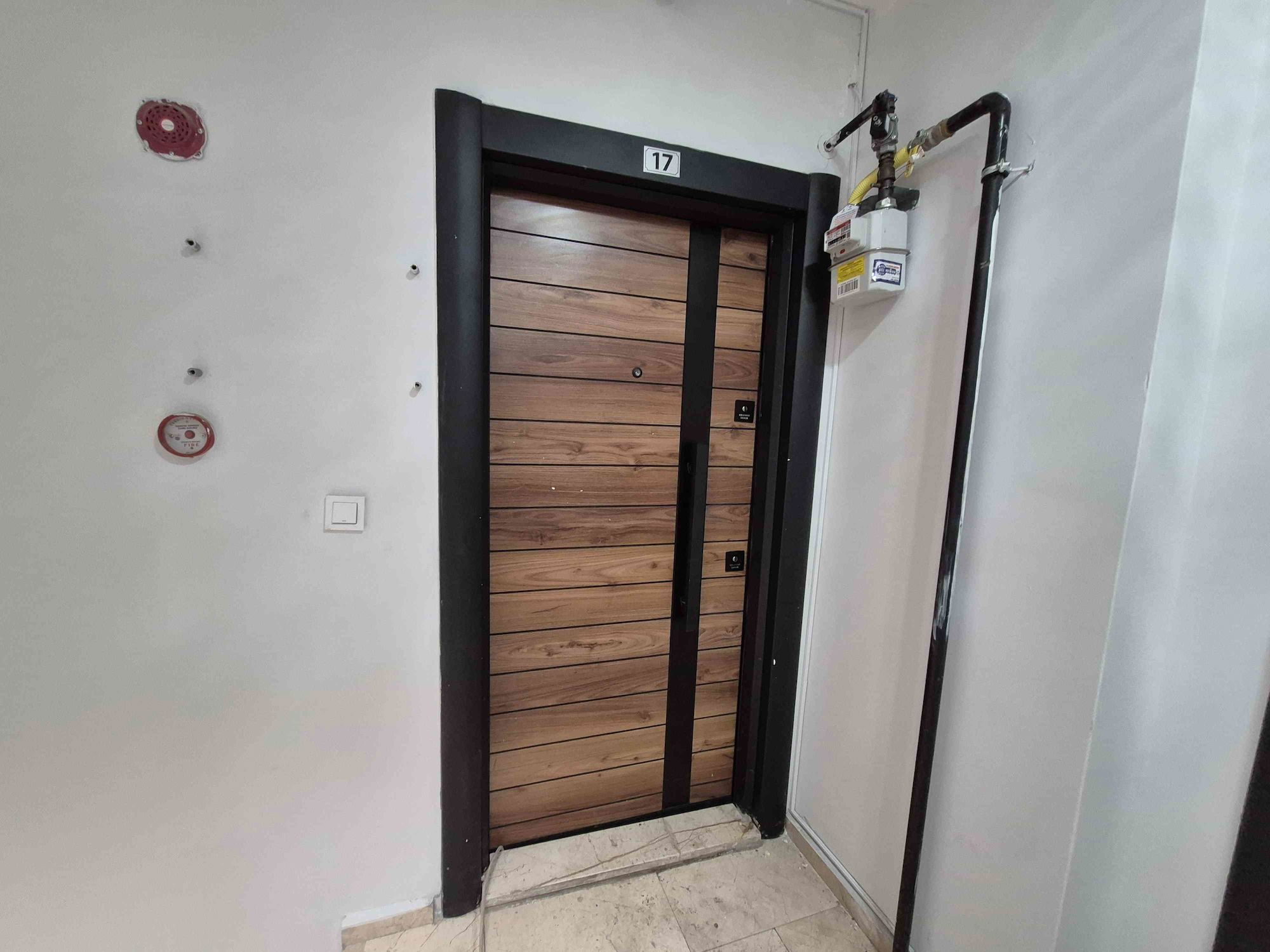 AZİZOĞLU PLAZA KİRALIK 1+1 OFİS