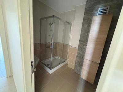 BALÇOVA TELEFERİH MAH'DE SİTE İÇERSİNDE İÇİ YENİLENMİŞ KİRALIK 3+1 DUBLEKS DAİRE