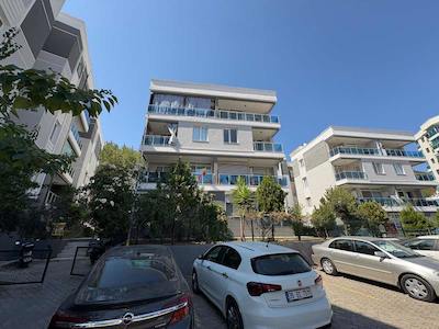 BALÇOVA TELEFERİH MAH'DE SİTE İÇERSİNDE İÇİ YENİLENMİŞ KİRALIK 3+1 DUBLEKS DAİRE