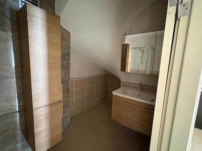 BALÇOVA TELEFERİH MAH'DE SİTE İÇERSİNDE İÇİ YENİLENMİŞ KİRALIK 3+1 DUBLEKS DAİRE