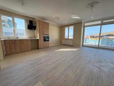 BALÇOVA TELEFERİH MAH'DE SİTE İÇERSİNDE İÇİ YENİLENMİŞ KİRALIK 3+1 DUBLEKS DAİRE