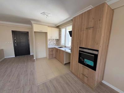 BALÇOVA TELEFERİH MAH'DE SİTE İÇERSİNDE İÇİ YENİLENMİŞ KİRALIK 3+1 DUBLEKS DAİRE