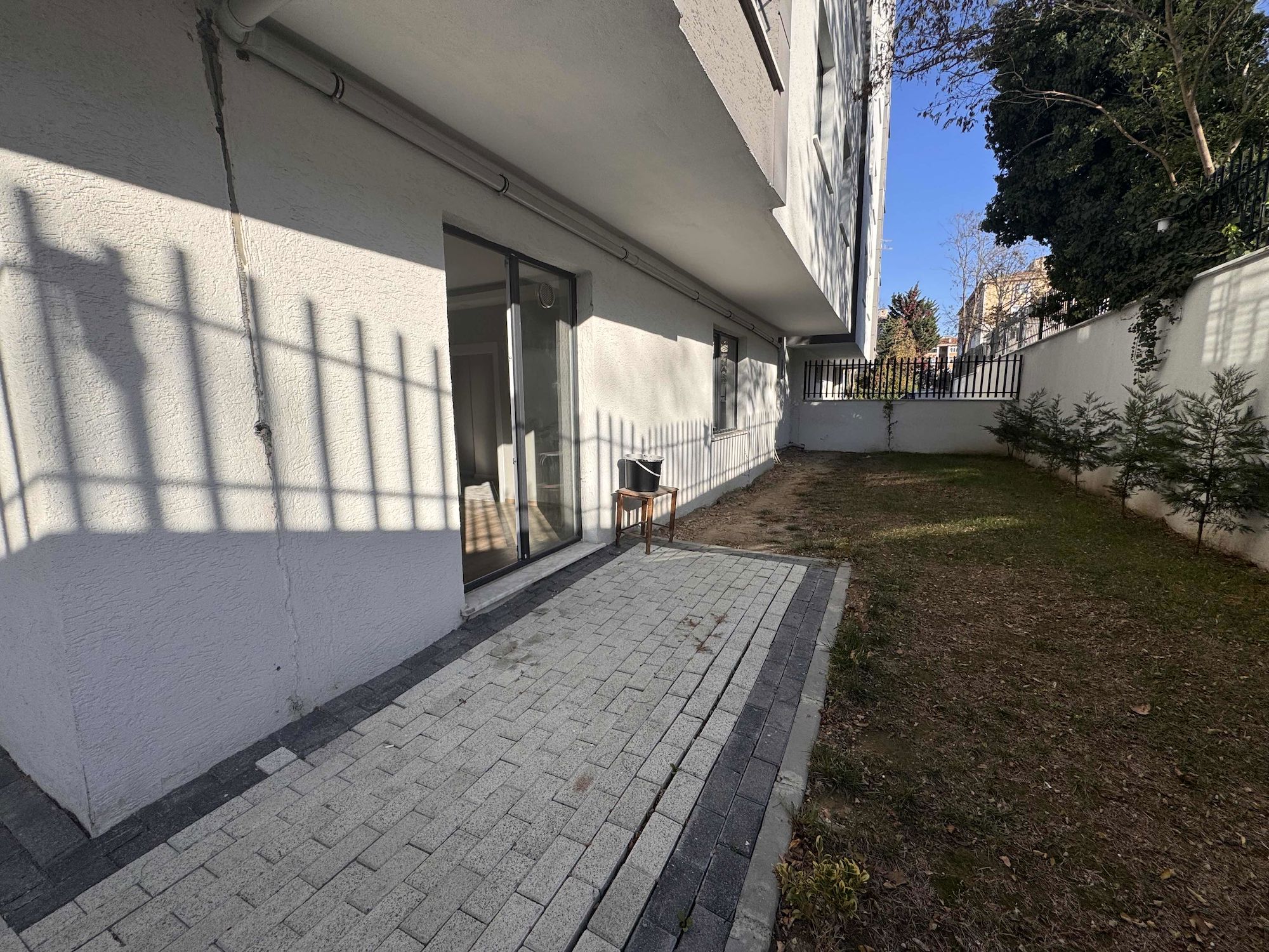 VİOLET GÜRPINARDA KİRALIK 2+1 BAHÇE KATI DAİRE