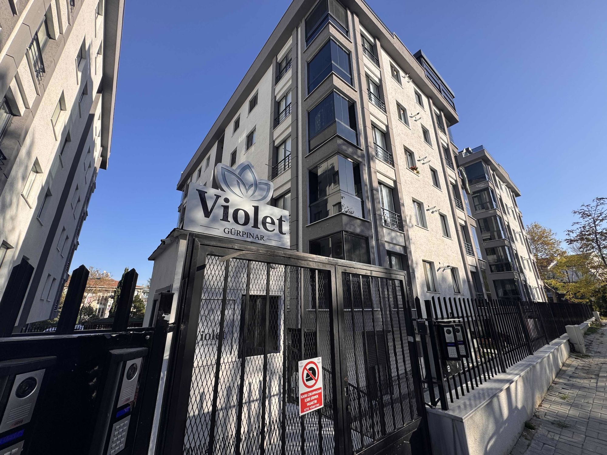 VİOLET GÜRPINARDA KİRALIK 2+1 BAHÇE KATI DAİRE