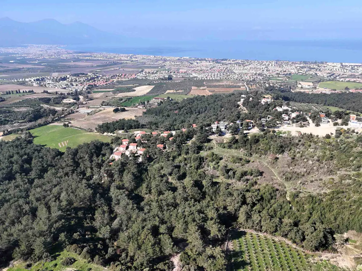 KUŞADASI SOĞUCAK DA 1158 M2 AYRIK NİZAM 2 KAT İMARLI ARSA