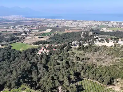 KUŞADASI SOĞUCAK DA 1158 M2 AYRIK NİZAM 2 KAT İMARLI ARSA