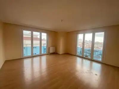 KARTAL HÜRRİYET MH SİTE İÇİNDE 3+1 SATILIK DAİRE