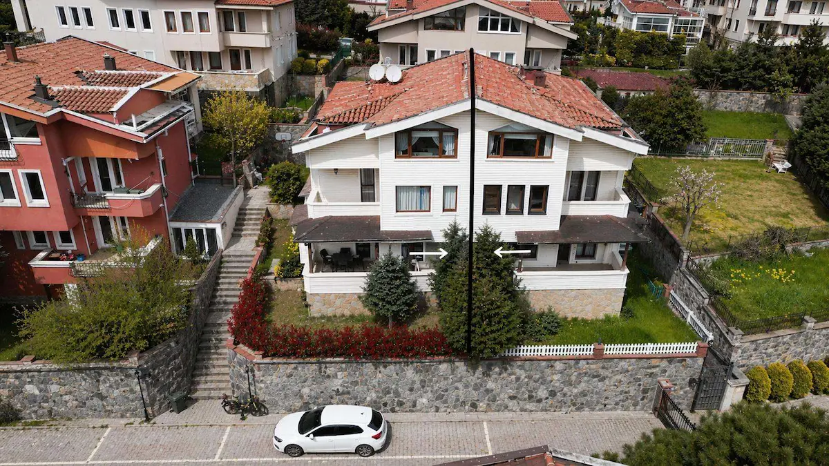 BEYKOZ SERKENT VİLLALARINDA SATILIK 5+1 TRİPLEKS VİLLA
