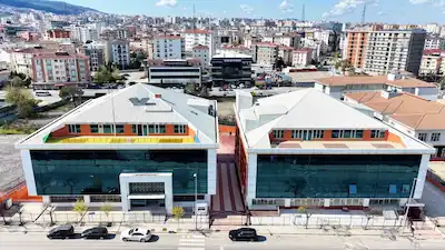KURTKÖYDE AZ BULUNAN SATILIK PLAZA KOMPLEKSI OTEL, OFIS, OKUL., YURT, KLİNİK ,HASTANE