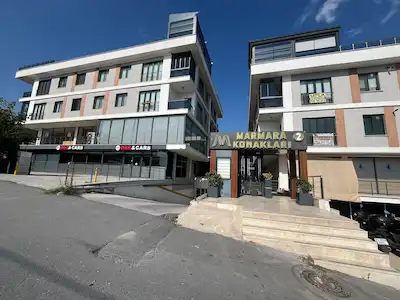 KAVAKLI MARMARA KONAKLARI 2DE BAHÇE KULLANIMLI 85 M² SATILIK DAIRE