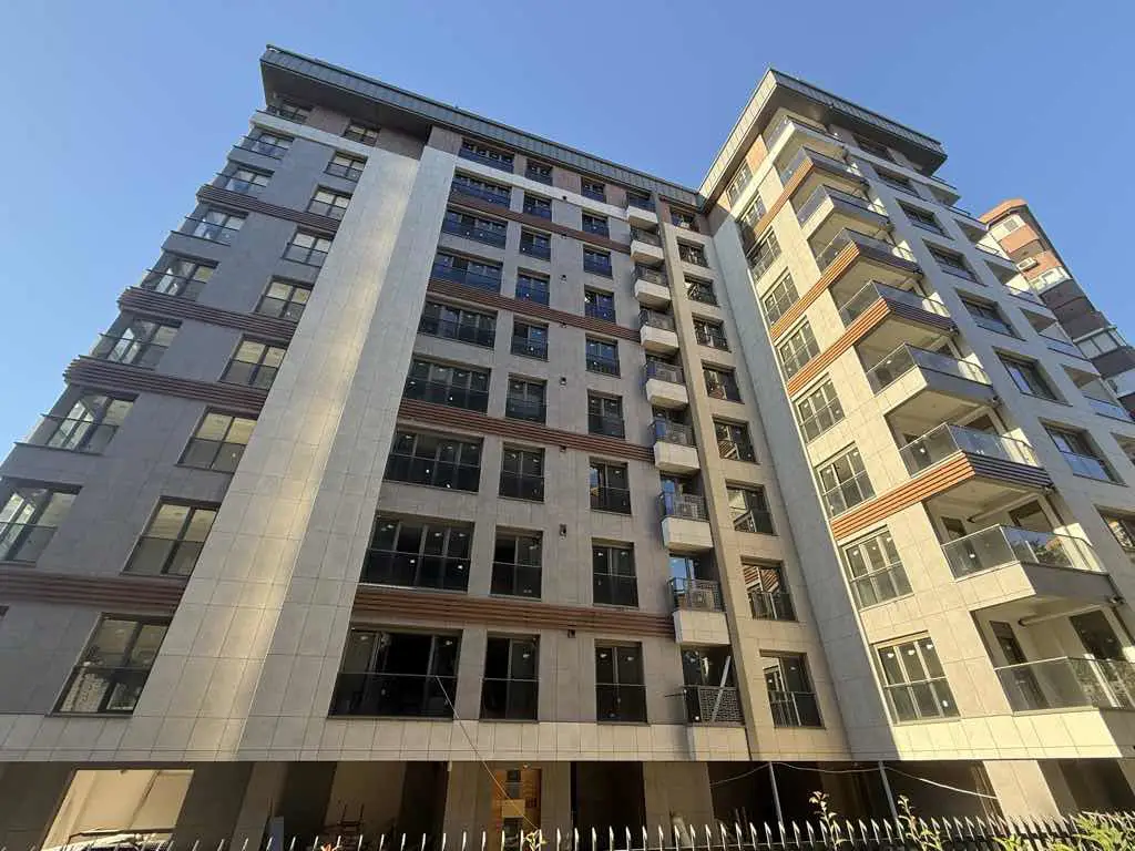 ÜSKÜDAR VALİDEBAĞ SİTESİNDE 4+1 DUBLEKS 212 M² NET 19 M² TERAS