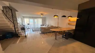 ALTINOLUK TA MUHTEŞEM DENIZ MANZARALI SATILIK 5+1 TRIPLEKS VILLA 