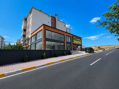 BAHÇELİEVLER SERKENT'DE 3 KATLI 500 M2. KİRALIK İŞYERİ