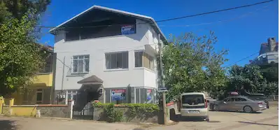 KEFKEN ’KOVANAĞZI'NDA  DENİZE 70 M | 300 M² NET | 8+3 | 3 KATLI MÜSTAKİL TAPULU EV