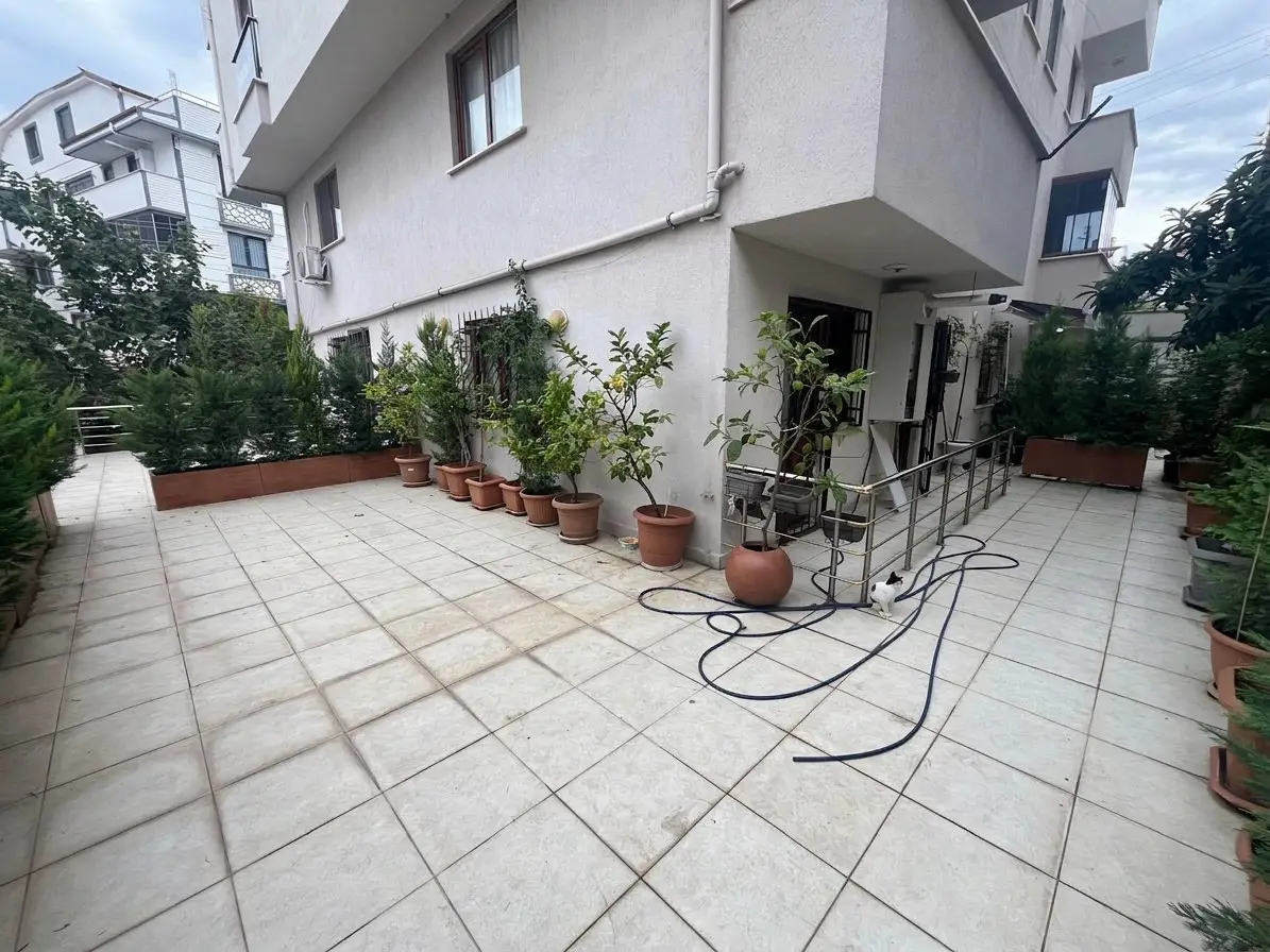 DARICA BAĞLARBAŞI MAH. BAHÇE KULLANIMLI 2+1 GENİŞ DAİRE