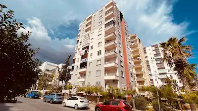  REMAX TOROS'TAN MEZİTLİ BELEDİYESİ BİTİŞİĞİNDE KİRALIK GENİŞ 3+1 DAİRE