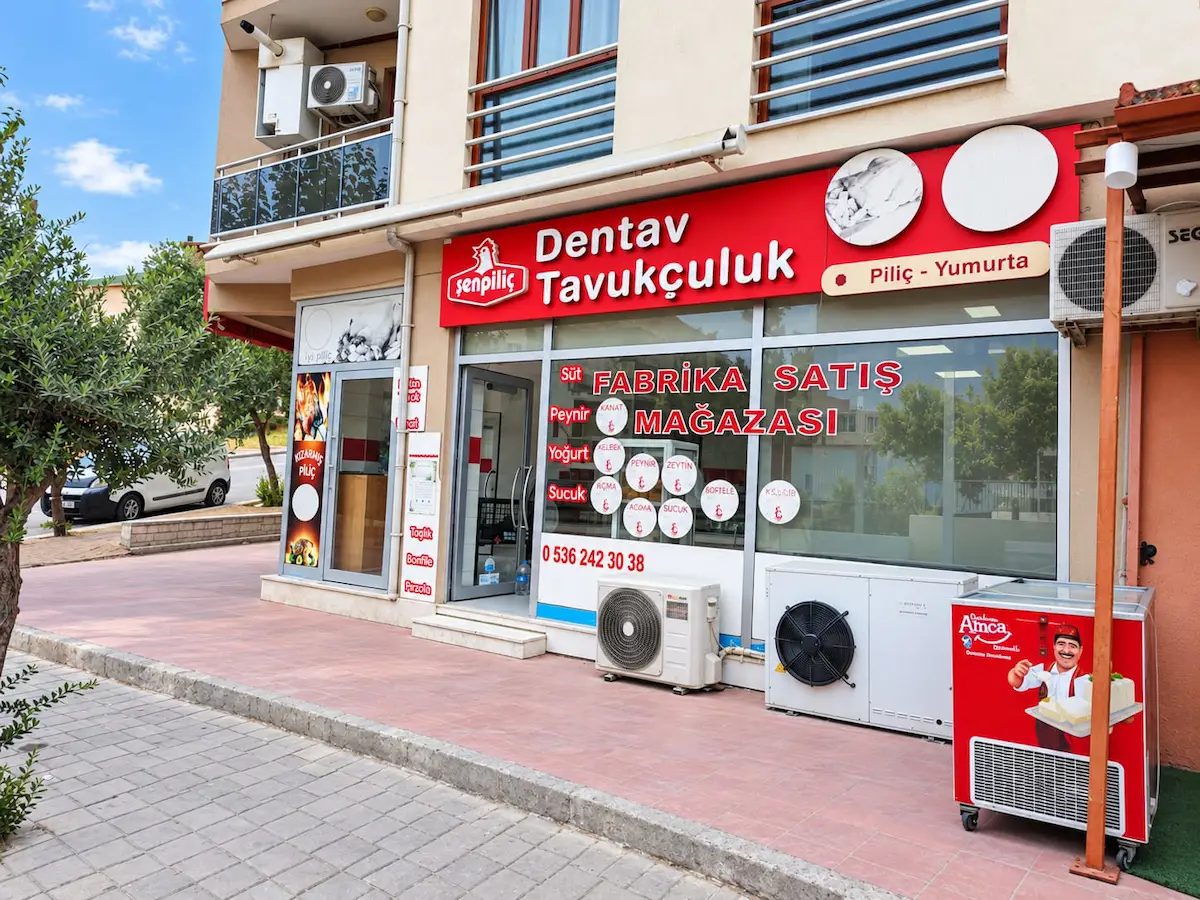 REMAX MODEL DEN AKTEPE DE CADDE ÜZERI 169M² KIRACILI SATILIK KÖŞE IŞ YERI