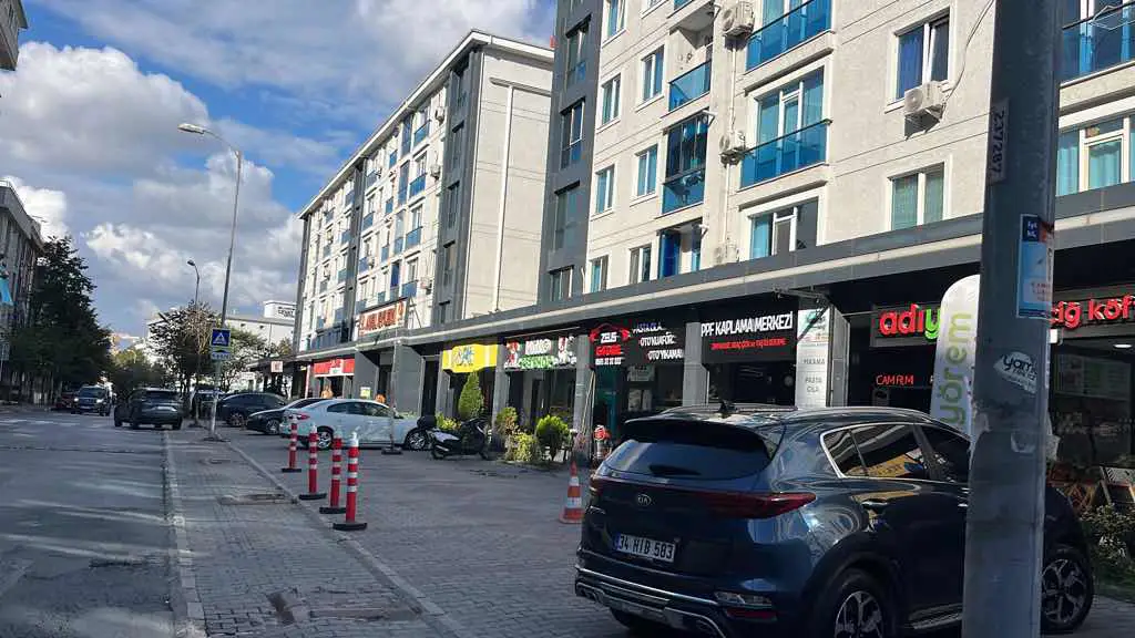 YAKUPLU ASELEVLERİ SİTESİ SATILIK 2,5 +1 DAİRE